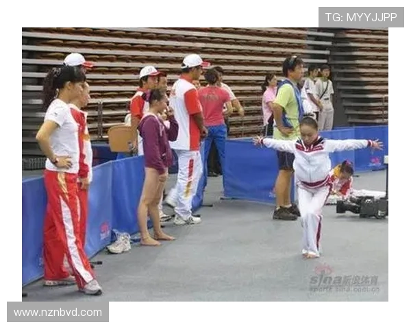 体操裁判评分规则解析与评判标准详解